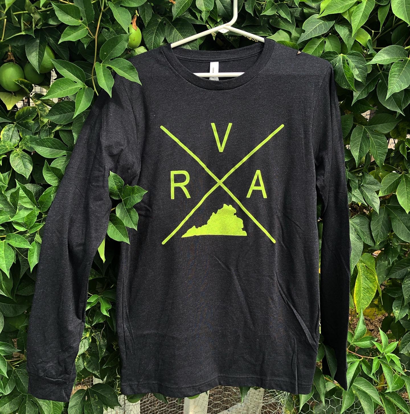 RVA Cross Logo Long-Sleeved Shirt